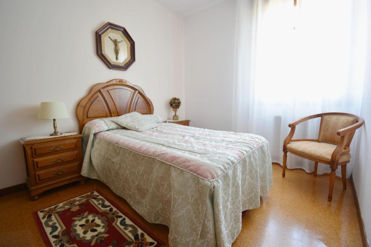 Casa Con Jardin En Vilanova De Arousa Pontevedra Bagian luar foto