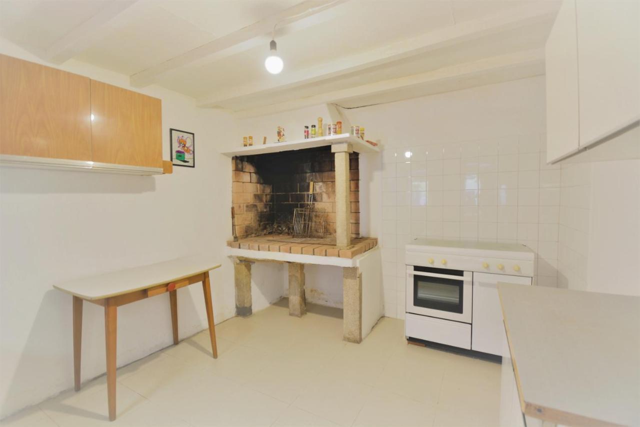 Casa Con Jardin En Vilanova De Arousa Pontevedra Bagian luar foto