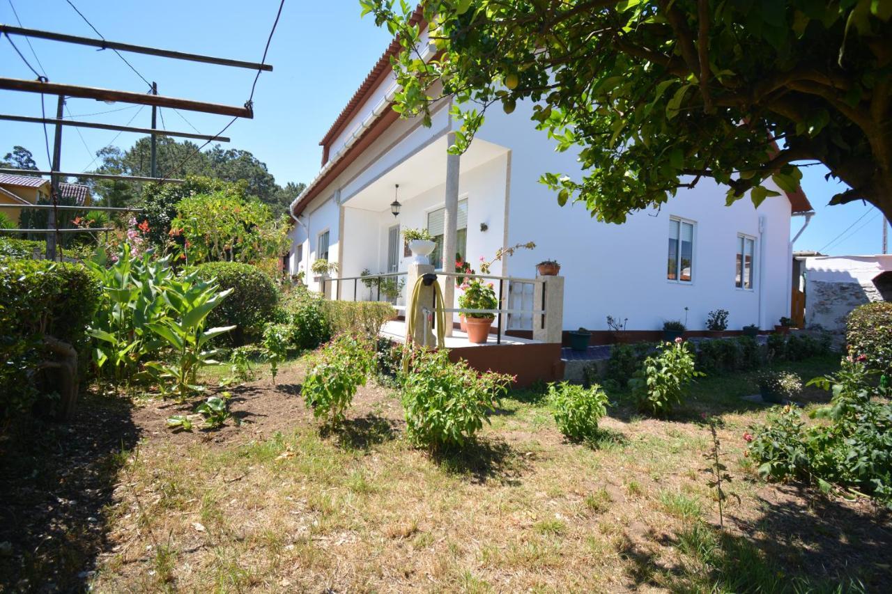 Casa Con Jardin En Vilanova De Arousa Pontevedra Bagian luar foto