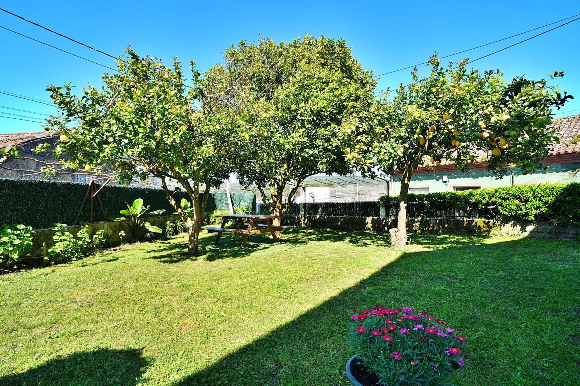 Casa Con Jardin En Vilanova De Arousa Pontevedra Bagian luar foto