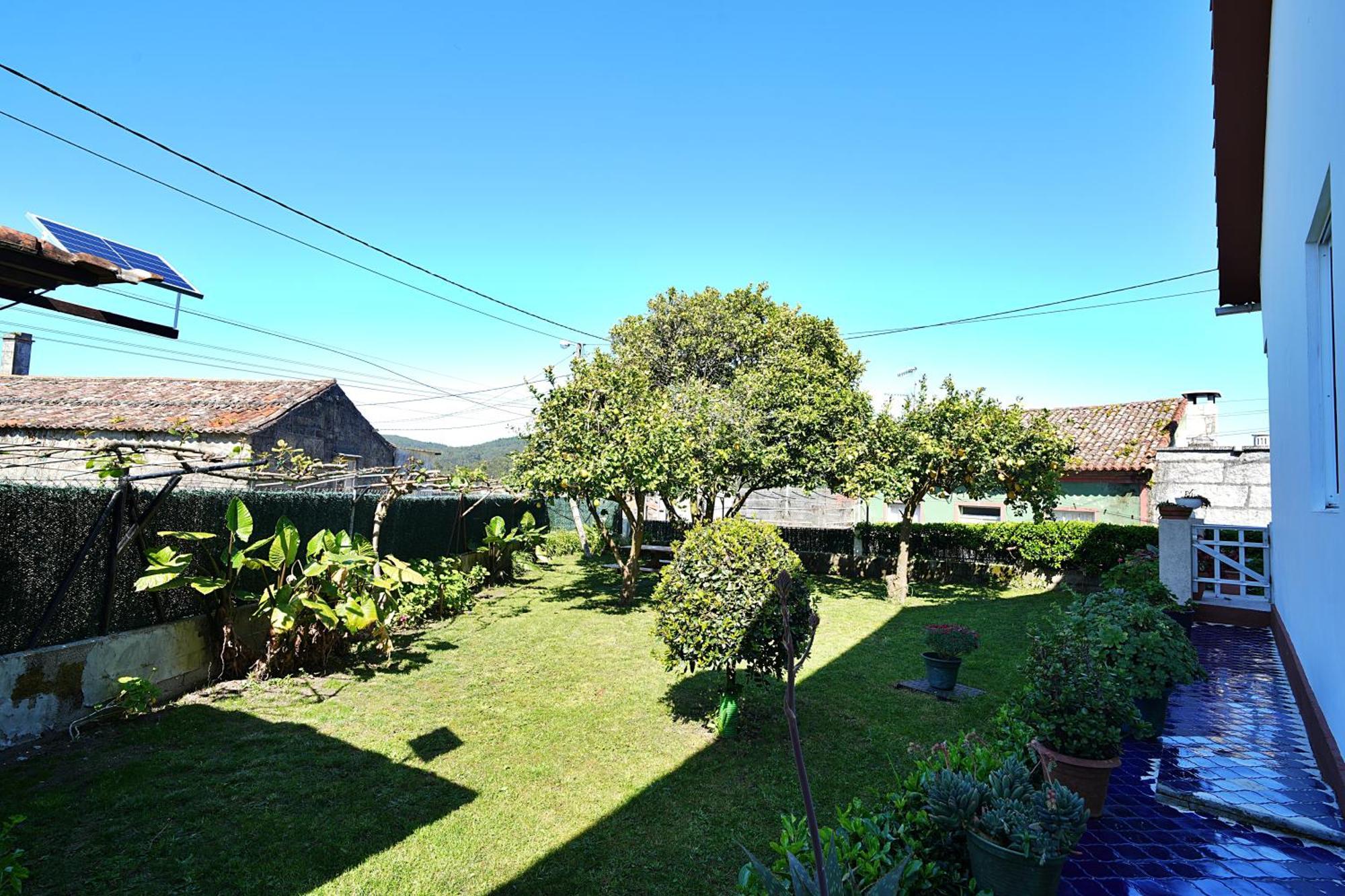 Casa Con Jardin En Vilanova De Arousa Pontevedra Bagian luar foto